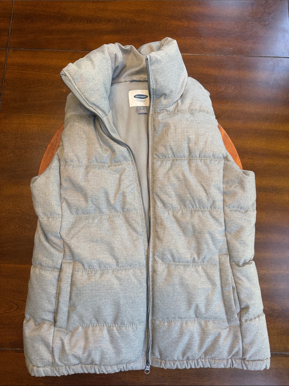 Old Navy Gray Quilted Puffer Vest for Kids